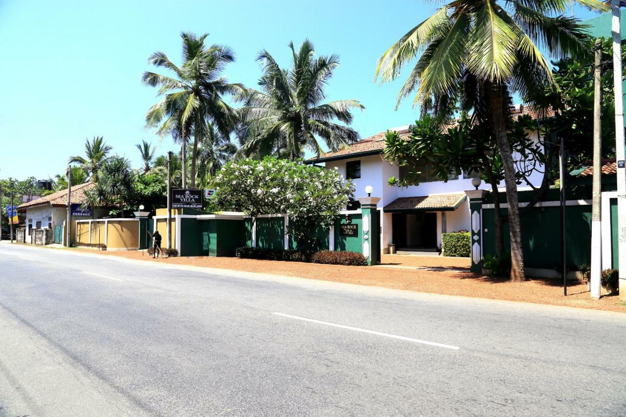 Sea Rock Villa Бентота Экстерьер фото