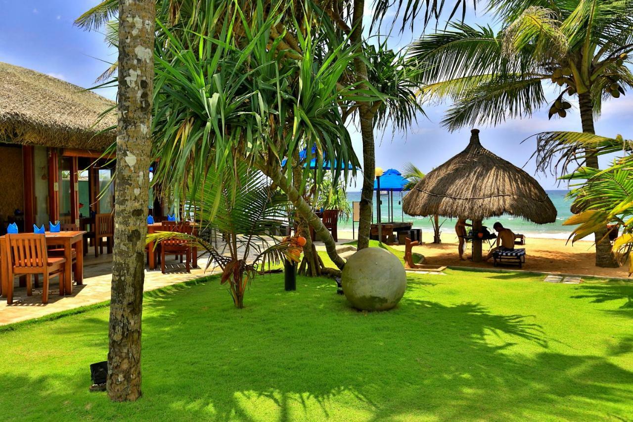 Sea Rock Villa Бентота Экстерьер фото